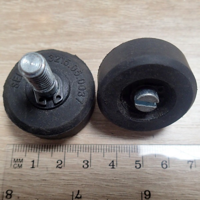Ролик замка ДШ упорный D32mm, D8mm с осью лифтового оборудования «OTIS»
